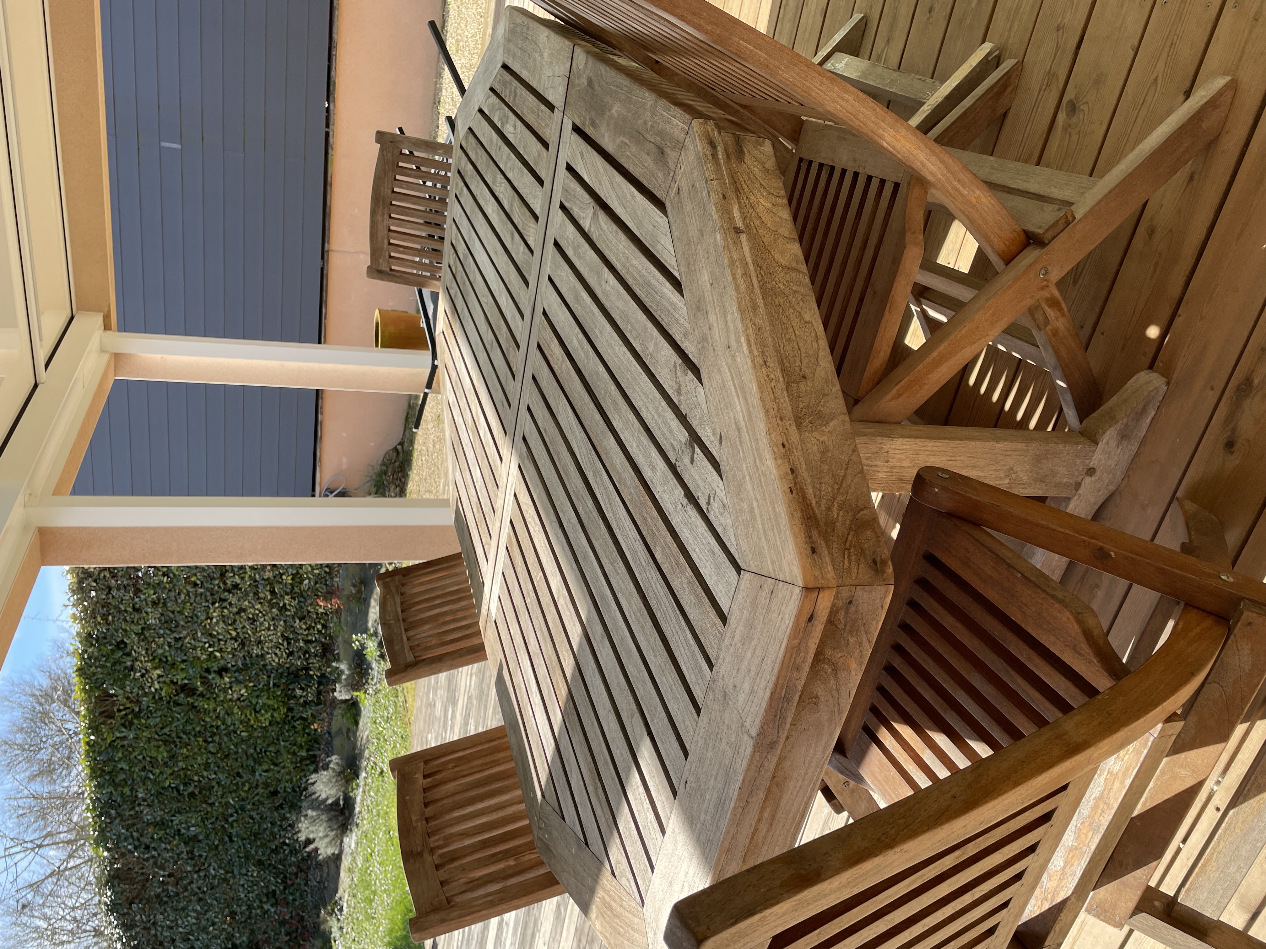 Table et chaises de jardin 900 Vouill� (86)