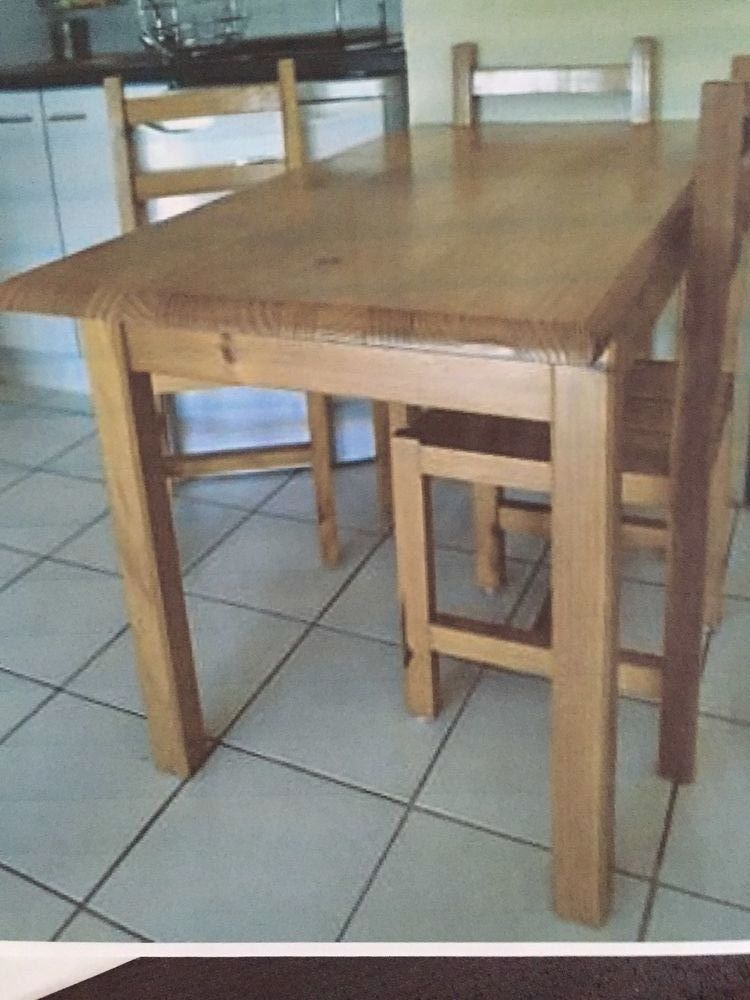 Table 4 chaises pin massif 150 Avon (77)