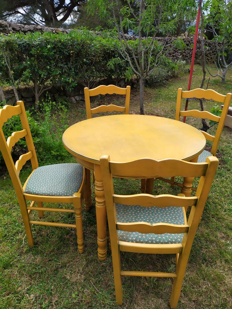 table et chaises proven�ales 80 S�te (34)