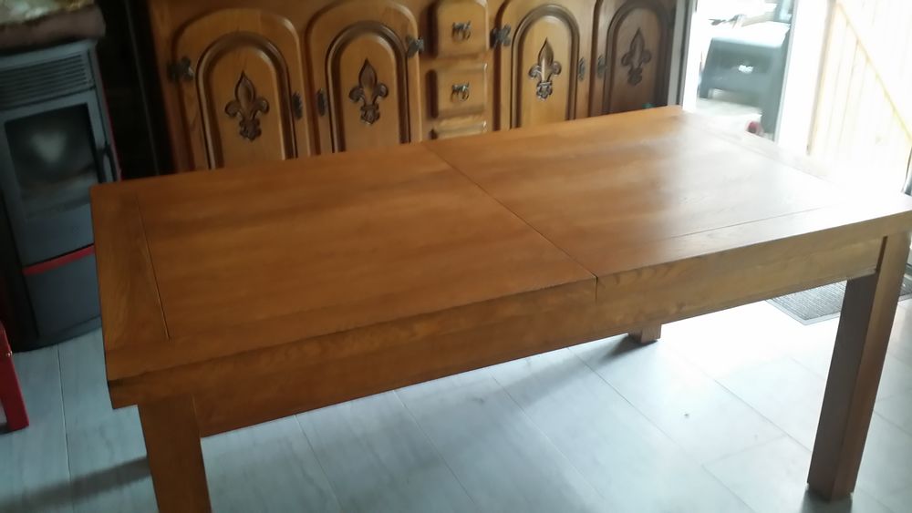 Table + 4 chaises  de salle � manger 200 Lisses (91)