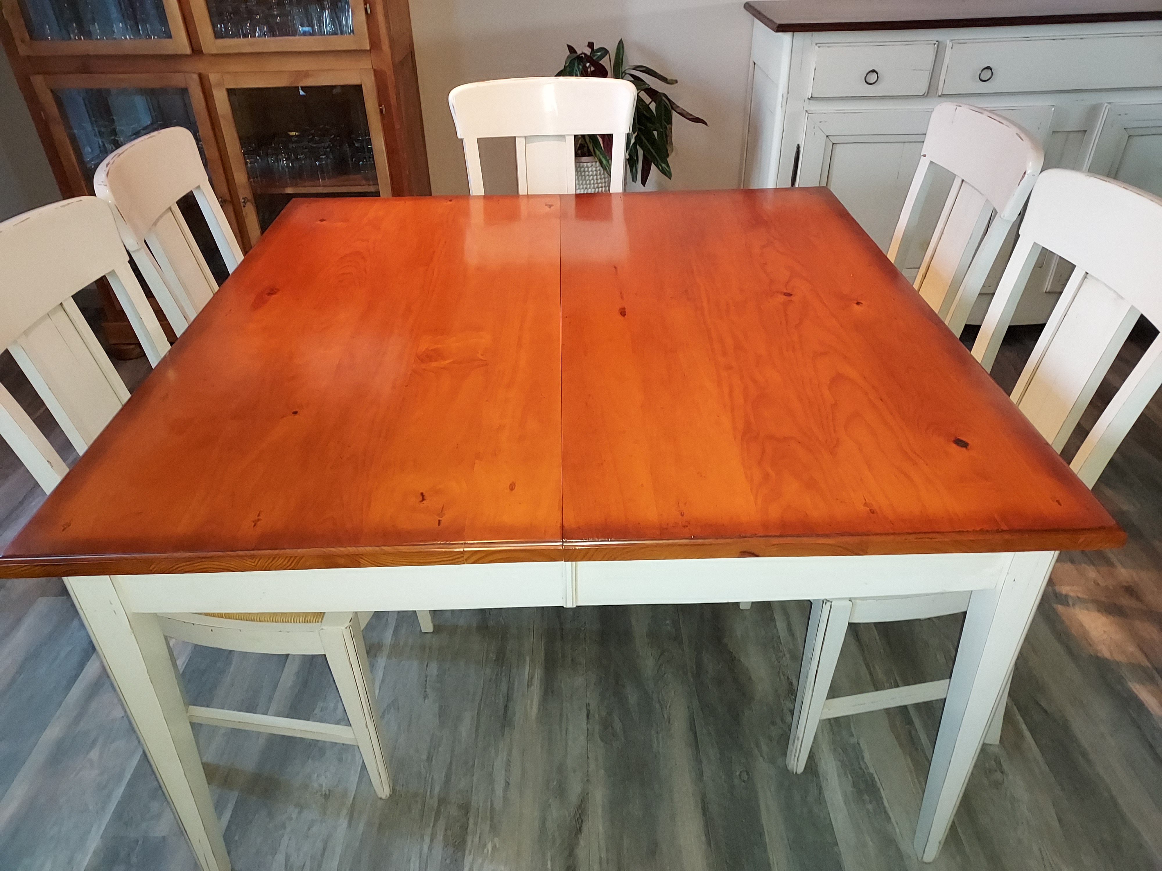 Table et chaises de salle � manger 900 Limoges (87)