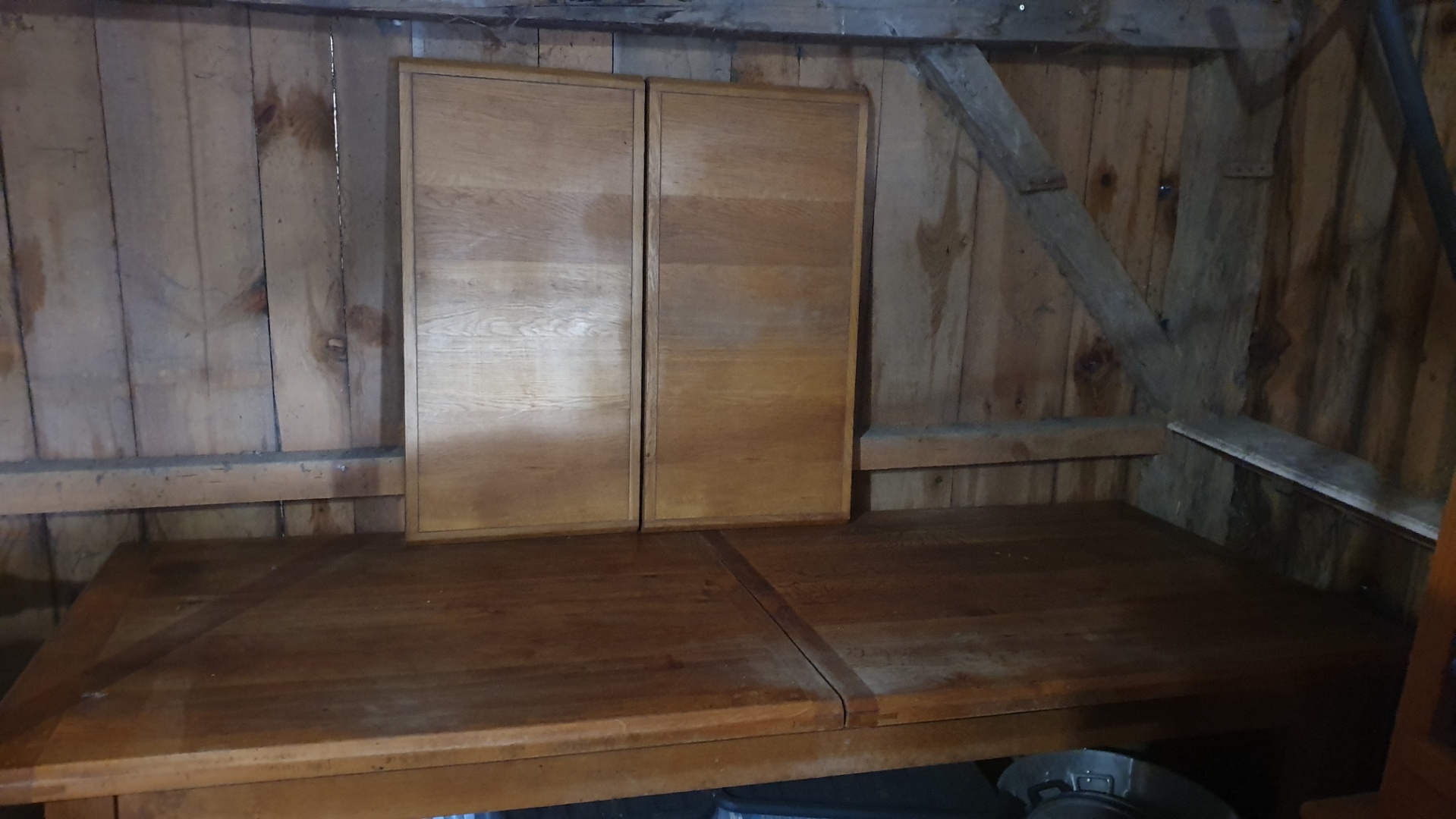 Table et chaises salle a manger 
300 Saint-Pierre-d'Eyraud (24)