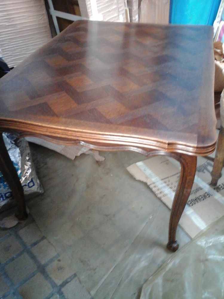 TABLE et chaises 150 Annay (62)