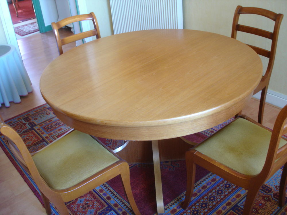 table et chaises 150 Villers-l�s-Nancy (54)