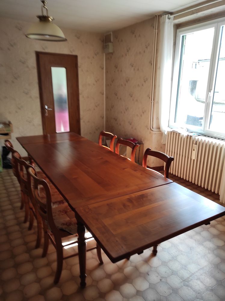 table et chaises 180 La Guerche-de-Bretagne (35)