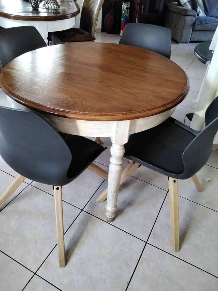 Table +chaises 120 Heumont (54)