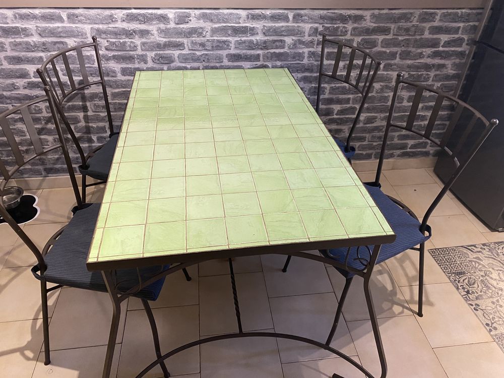 Table + chaises 90 Montpellier (34)