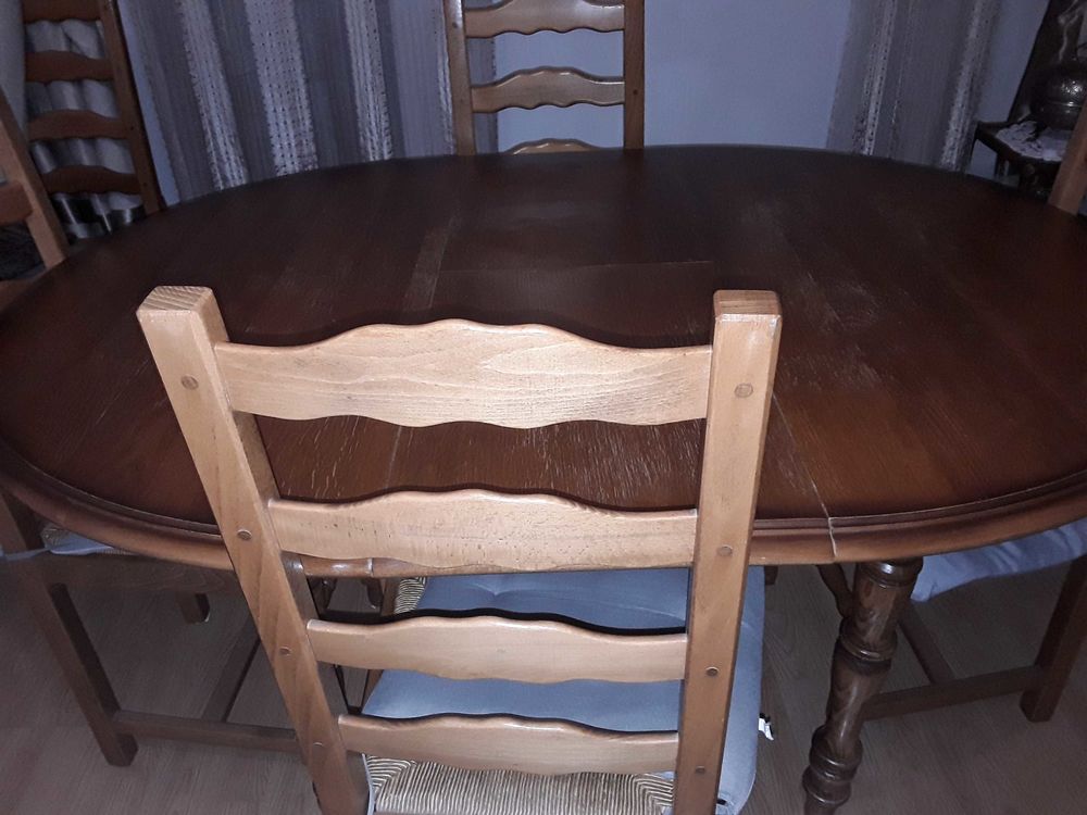 table et 6 chaises 130 Aulnay-sous-Bois (93)