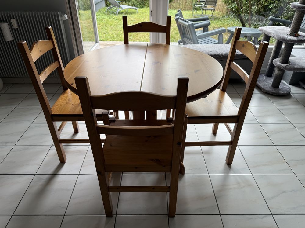 Table et chaises 200 Besan�on (25)