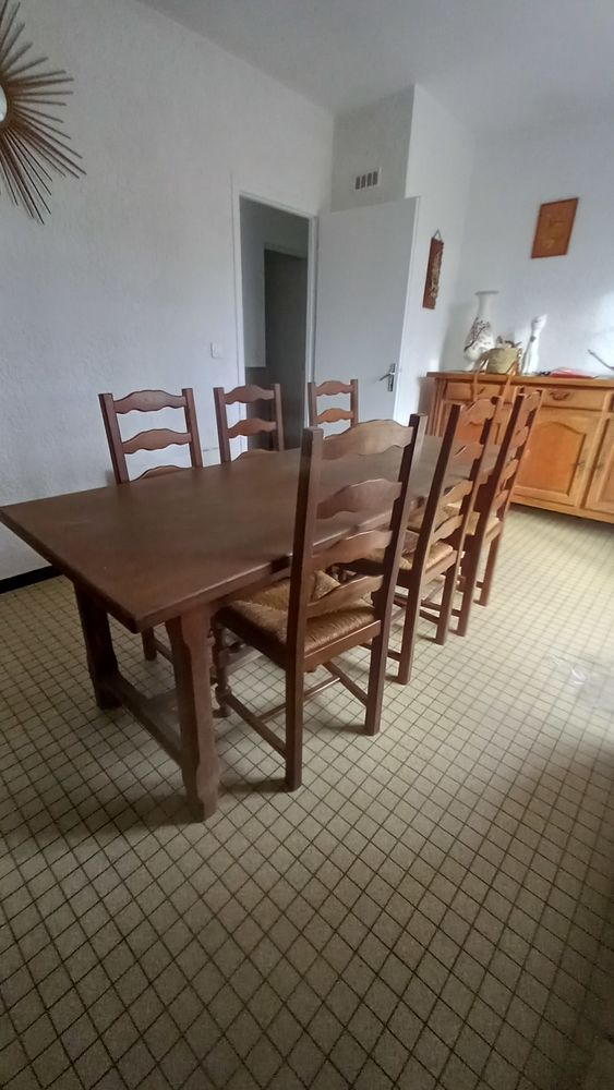 Table + chaises 100 Audenge (33)