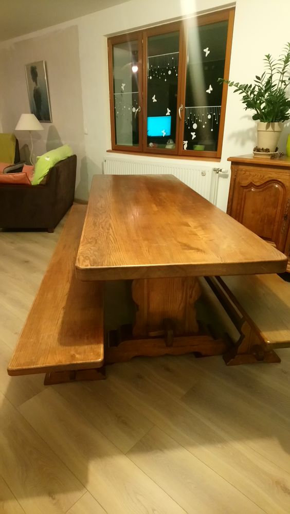 Table ch�ne avec bancs 0 Chalindrey (52)