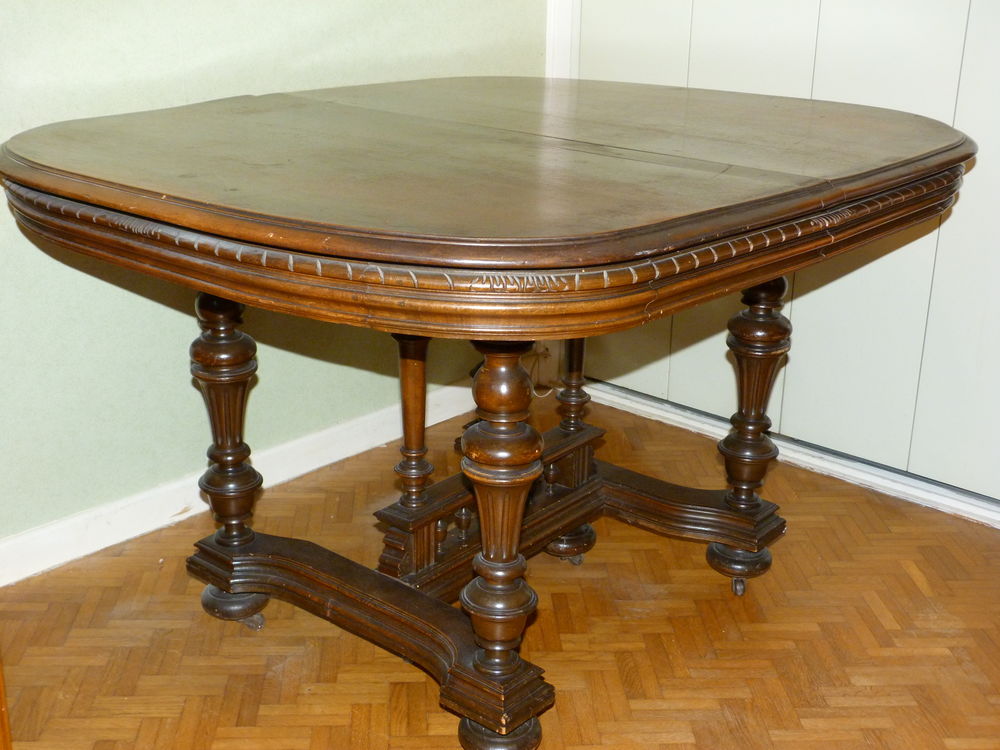 TABLE CHENE  ET 4 CHAISES 1 Heyrieux (38)