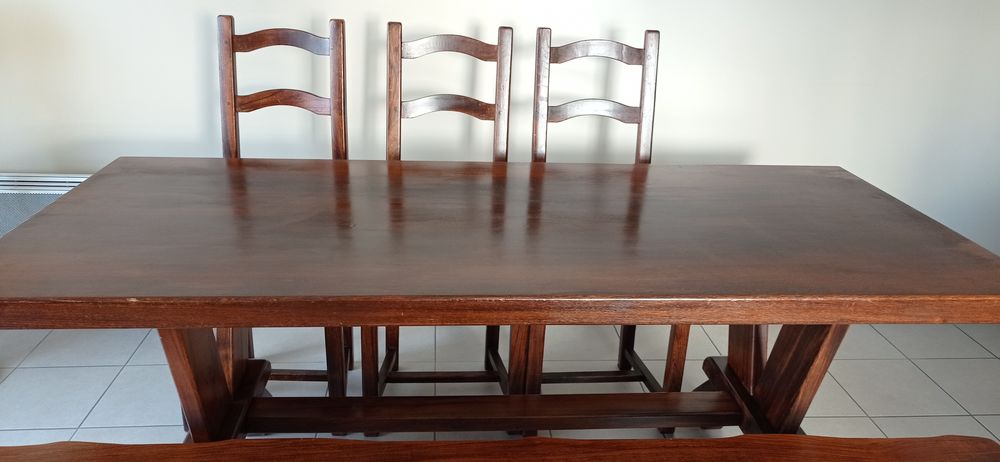 Table en ch�ne massif 100 Saint-Nazaire (44)