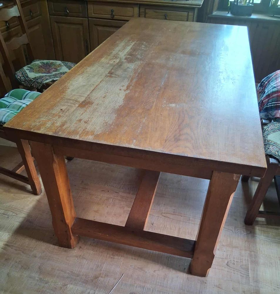 TABLE EN CHENE MASSIF 500 Thaon-les-Vosges (88)