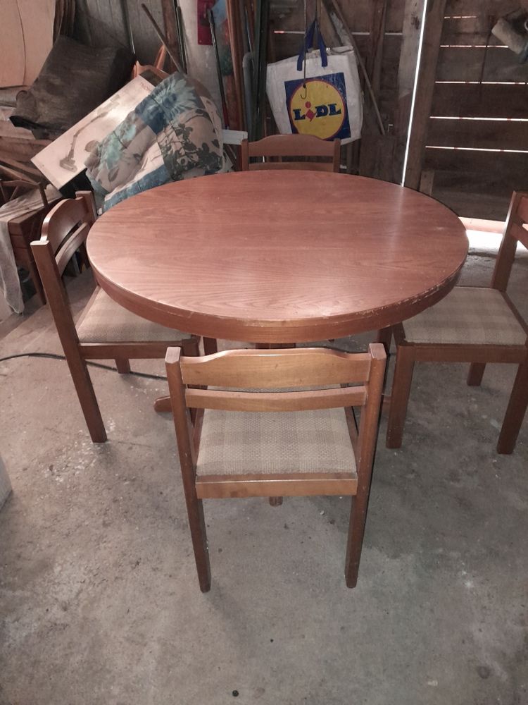 table en ch�ne 120 Saint-Bonnet-sur-Gironde (17)