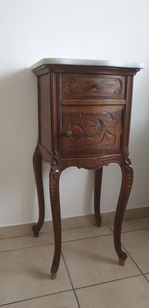 
Table de chevet ancienne avec joli marbre 40 La Penne-sur-Huveaune (13)