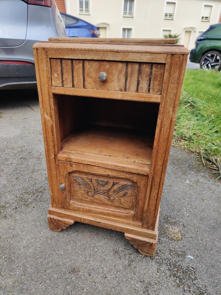 table de chevet ancienne 15 Cany-Barville (76)