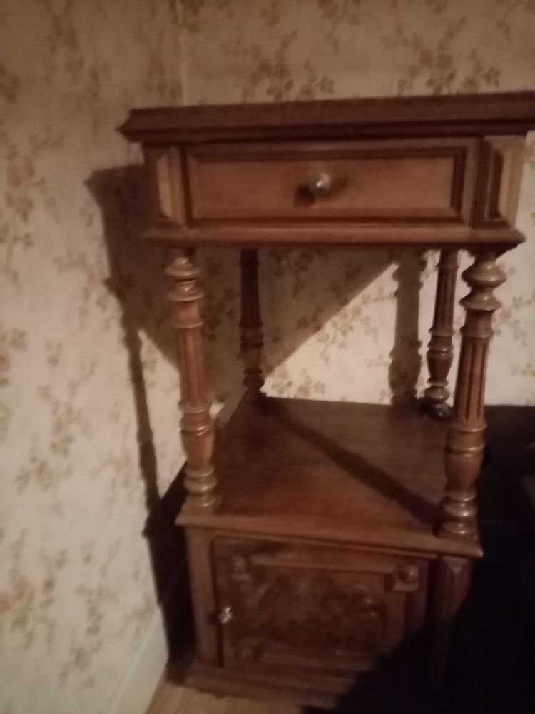 TABLE DE CHEVET BOIS MASSIF ET MARBRE 0 Toulouse (31)