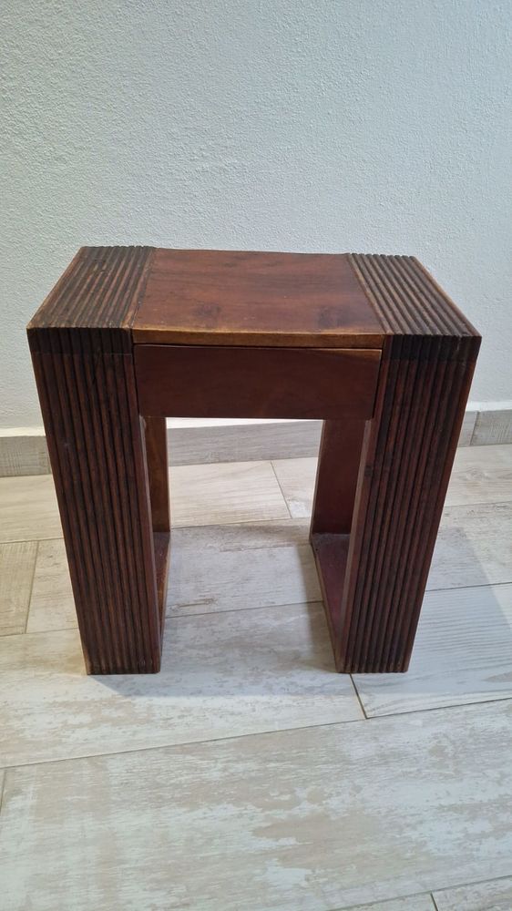 Table de chevet en bois massif 70 Baie-Mahault (97)