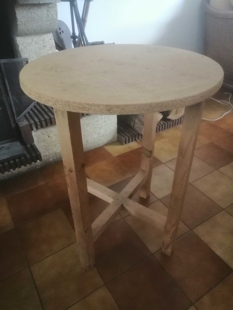 TABLE DE CHEVET OU BOUT DE CANAP�� 15 Triel-sur-Seine (78)