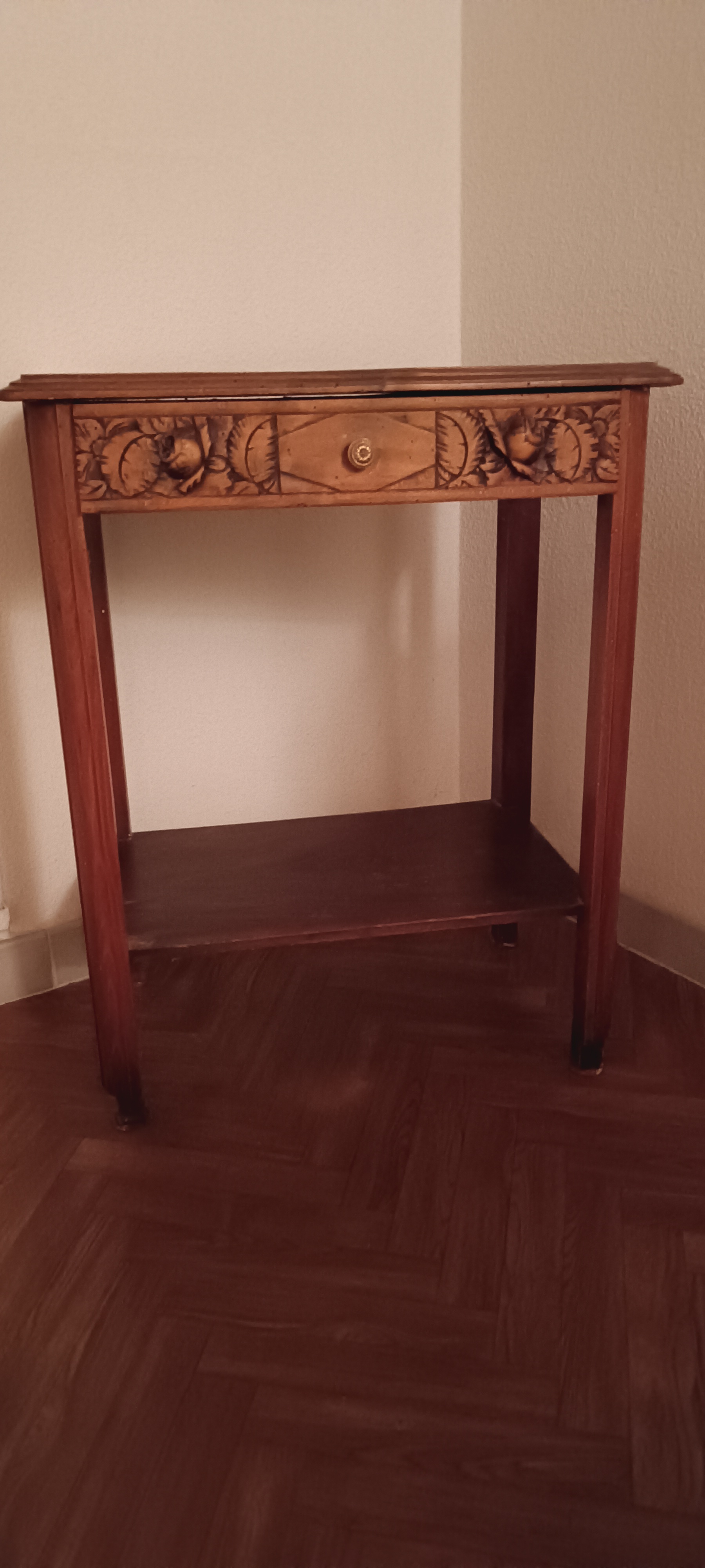 Table de chevet Art D�co ancienne 30 Le Thor (84)