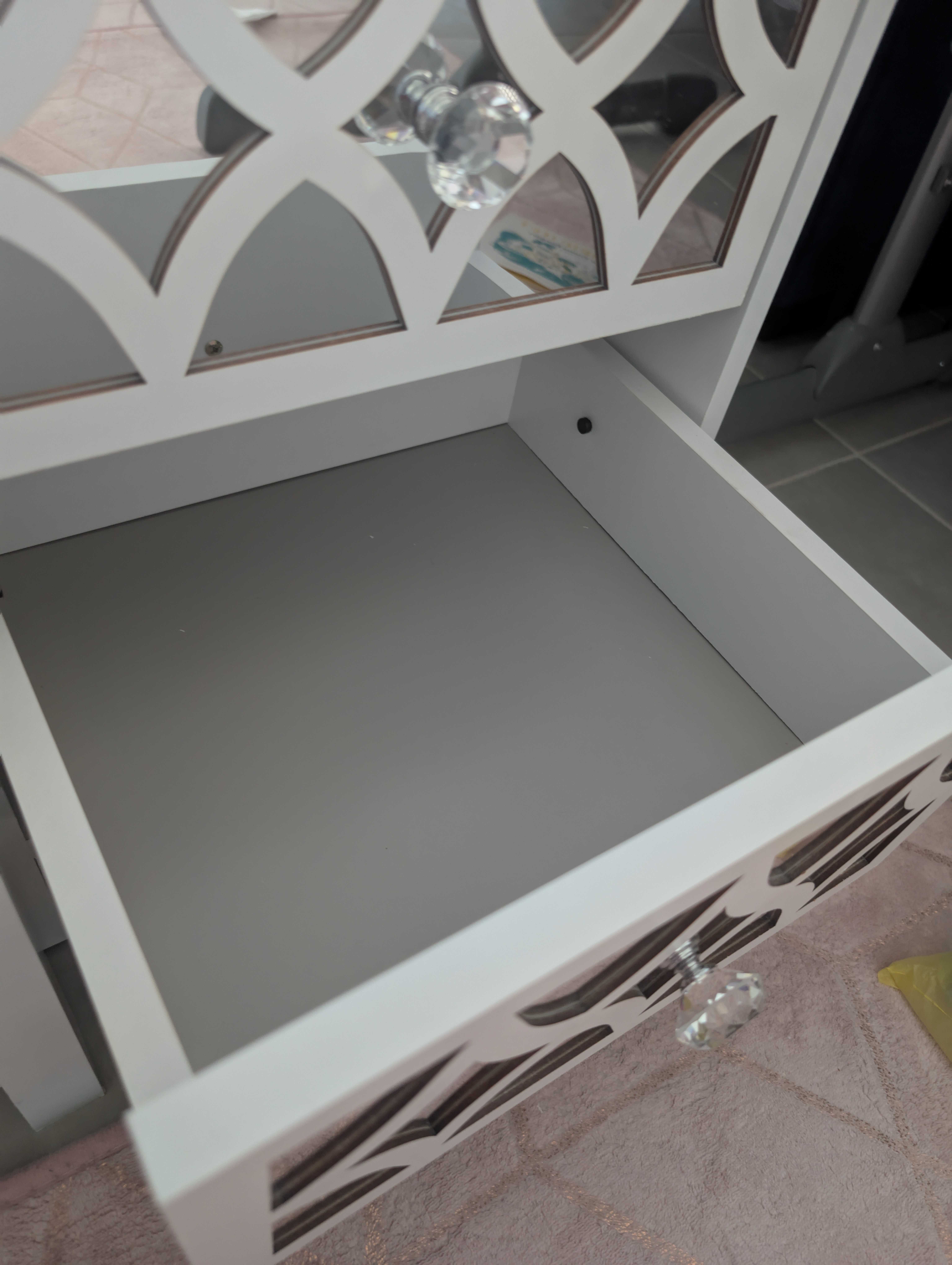 Table de chevet miroir Galano �  tr�s bon �tat 50 Chamb�ry (73)