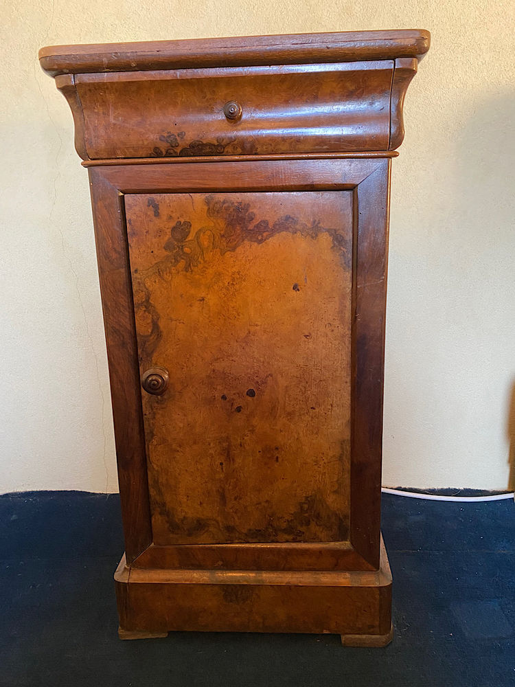 Table de chevet style Louis Philippe 60 Longessaigne (69)