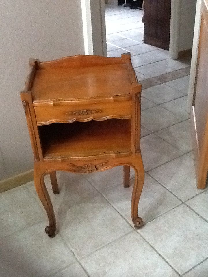 table de chevet 20 Maizi�res-l�s-Metz (57)