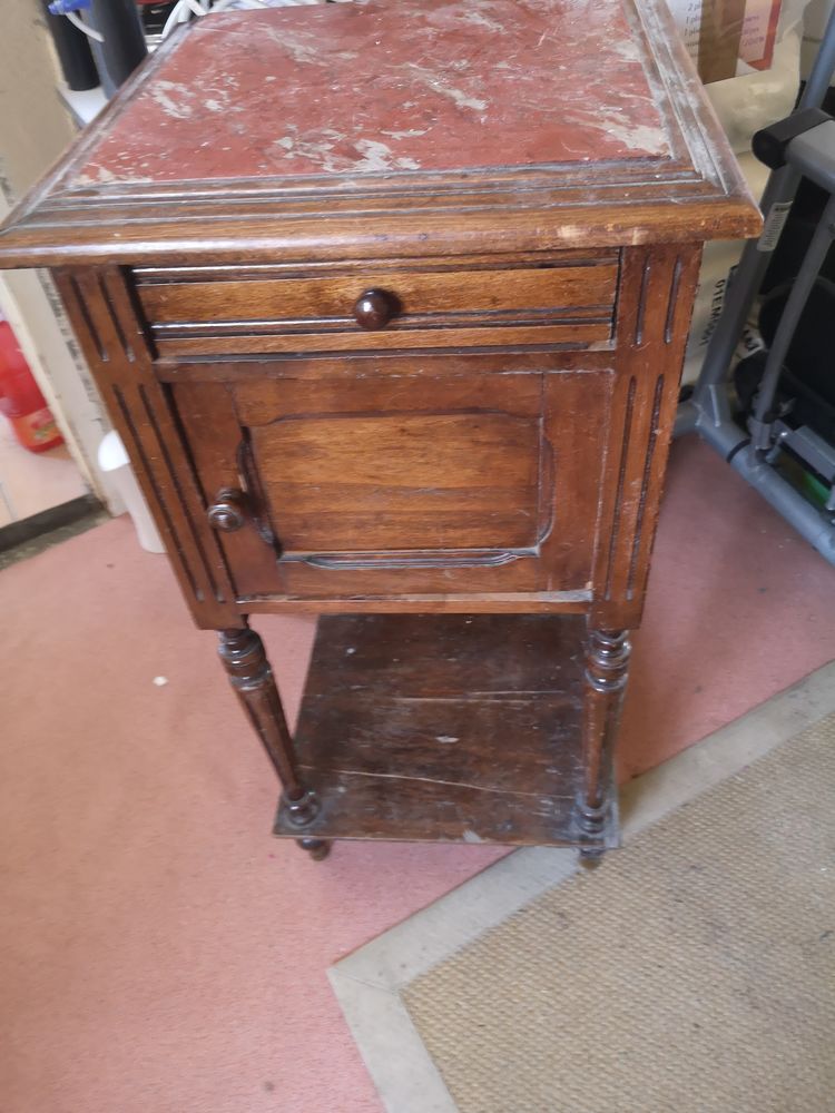 table de chevet 10 Saint-Hilaire-la-Gravelle (41)