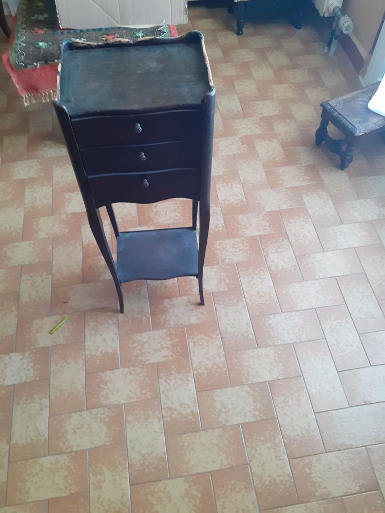 table de chevet 30 La Seyne-sur-Mer (83)