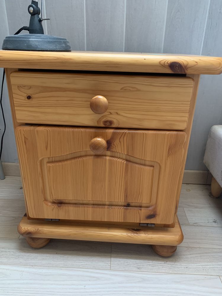 Table de chevet 30 Marseille 13 (13)