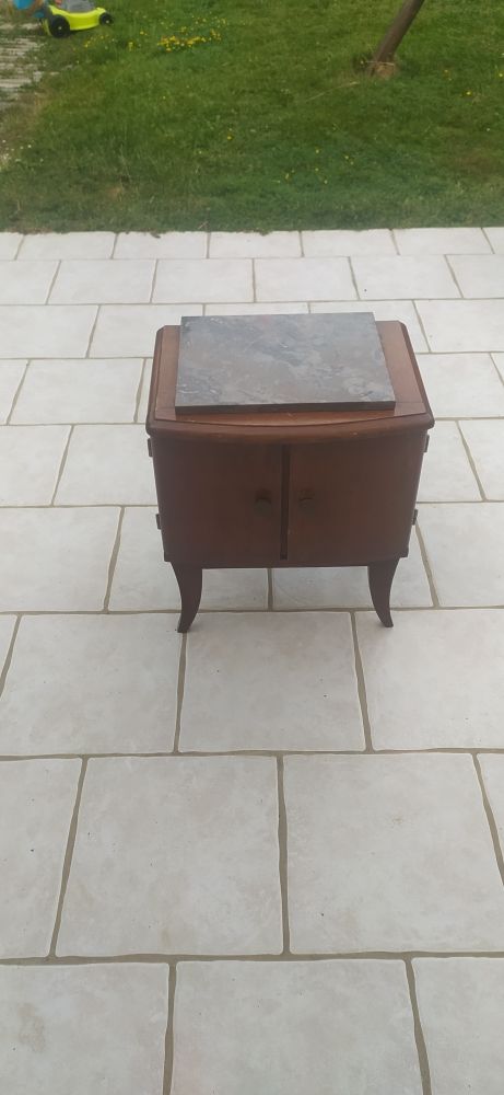 table de chevet 15 M�sanger (44)