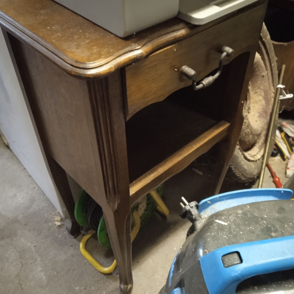 Table de chevet 20 Tomblaine (54)