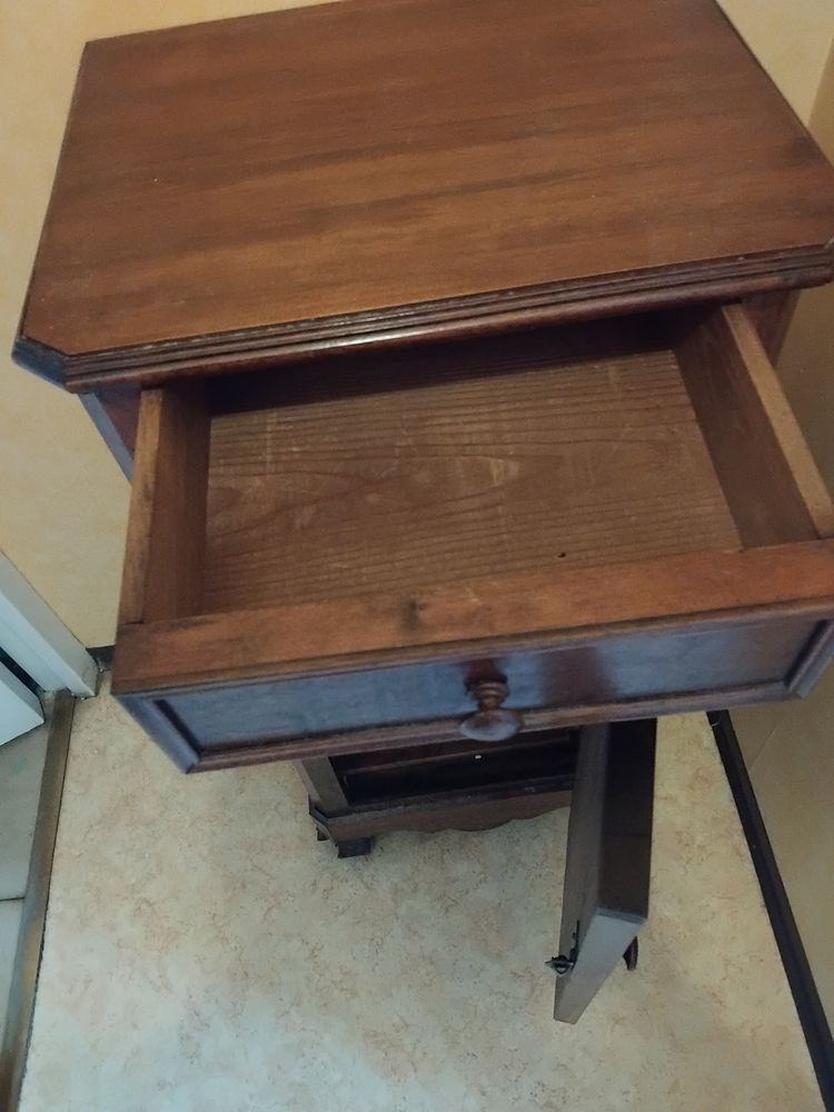 Table de chevet 0 Lyon 3 (69)