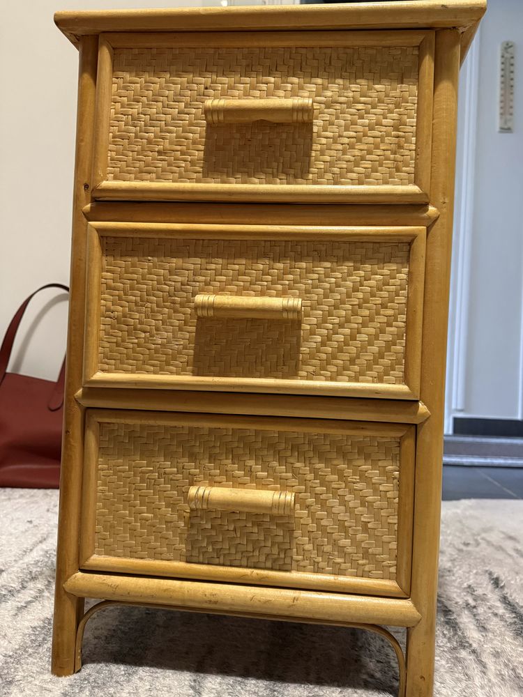 Table de chevet 15 Neuilly-Plaisance (93)