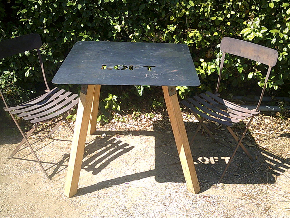 table cocktail  scandinave  LOFT 70 Taillades (84)