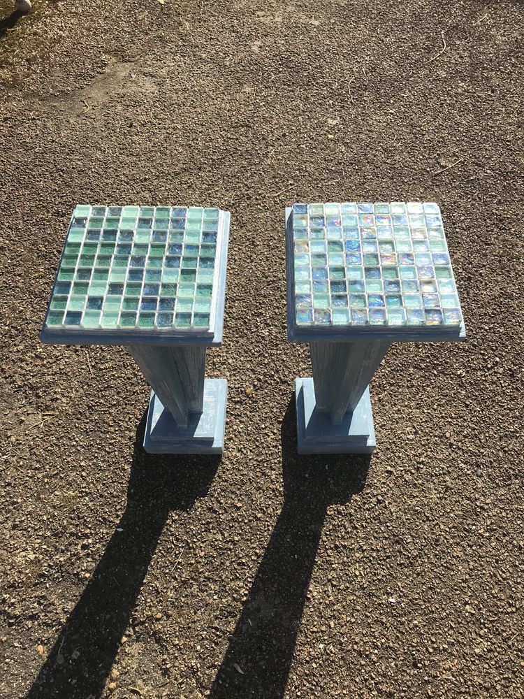 Table colonne bleu oc�an 65 Paris 20 (75)