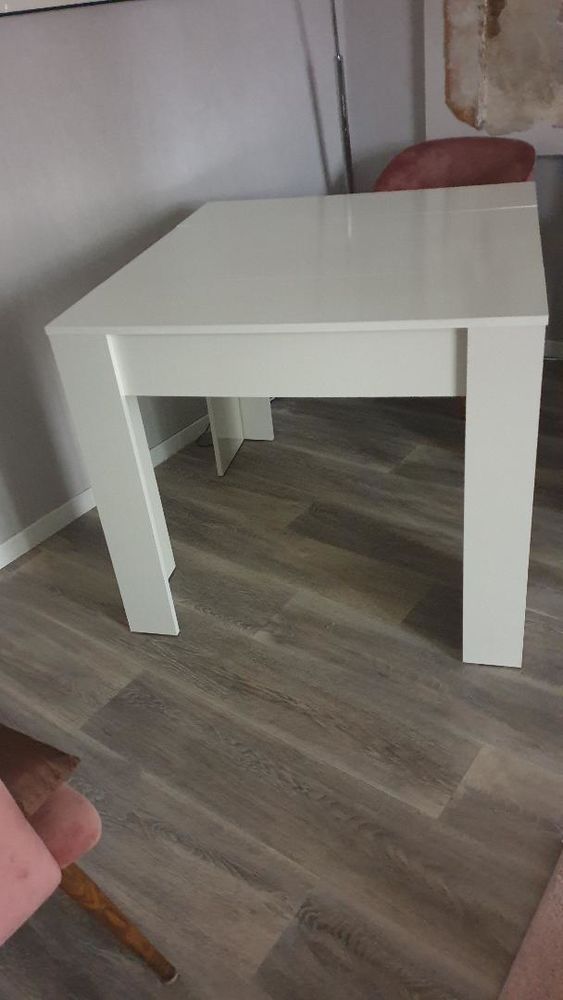 Table console � ralonges 150 Montigny-le-Bretonneux (78)