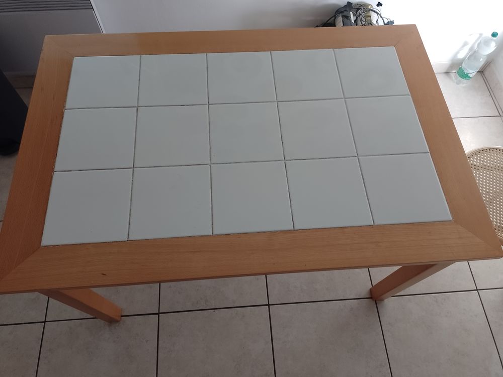 table dce cuisine (121X80) 50 Nimes (30)