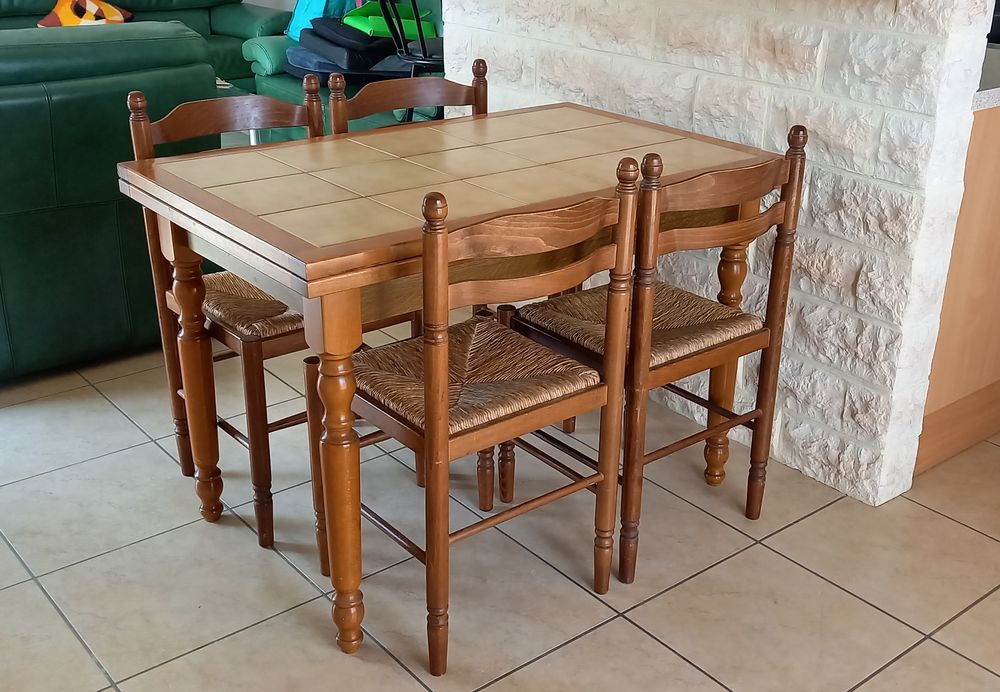 Table de cuisine avec chaises 149 Perpignan (66)