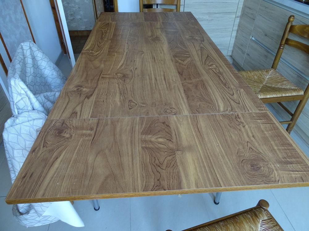 table de cuisine avec 2 rallonges - tr�s bon �tat 50 Saint-Denis-en-Val (45)