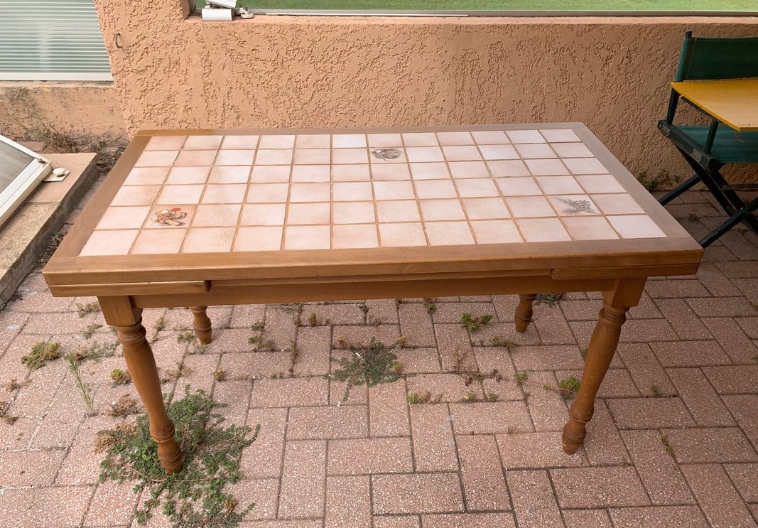 Table de cuisine + 4 chaises 90 Hy�res (83)