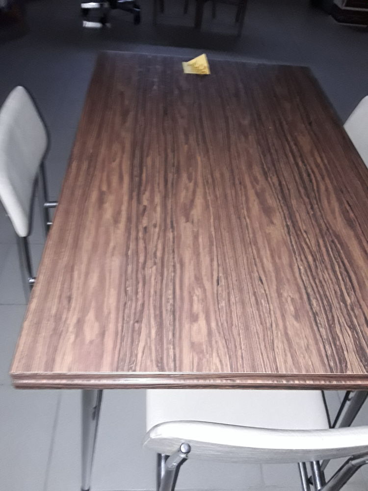 table cuisine formica + chaises assorties 120 Gorron (53)