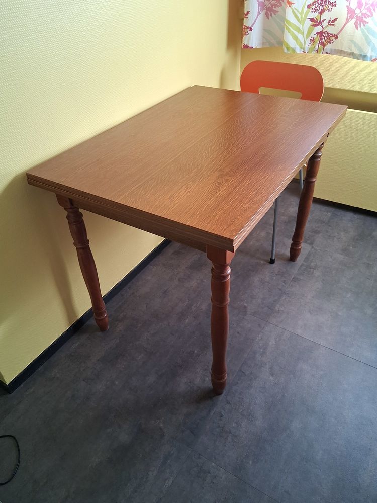 Table de cuisine rectangulaire ann�es 87/90 130 Dijon (21)