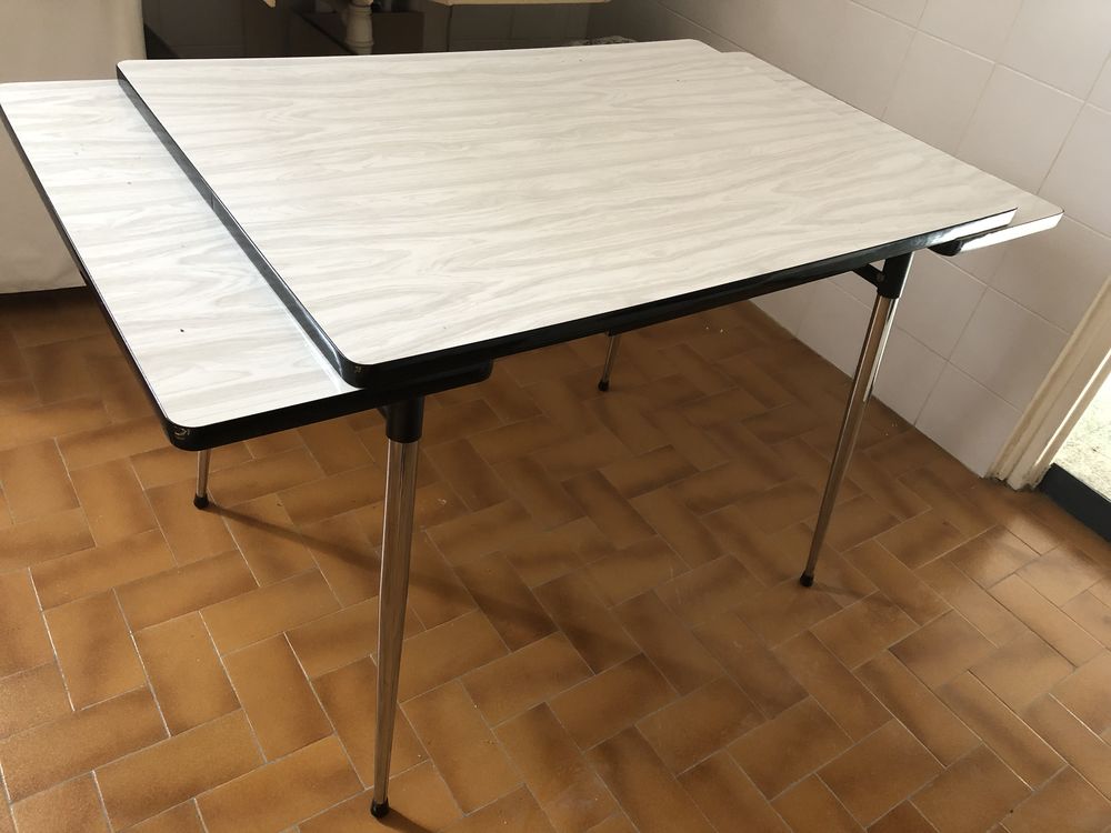 Table de cuisine vintage 200 Saint-Fons (69)