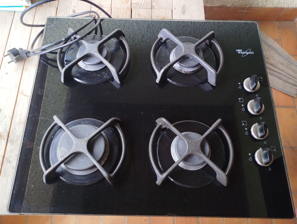 Table de cuisson Whirlpool 200 Cast�ra-Verduzan (32)