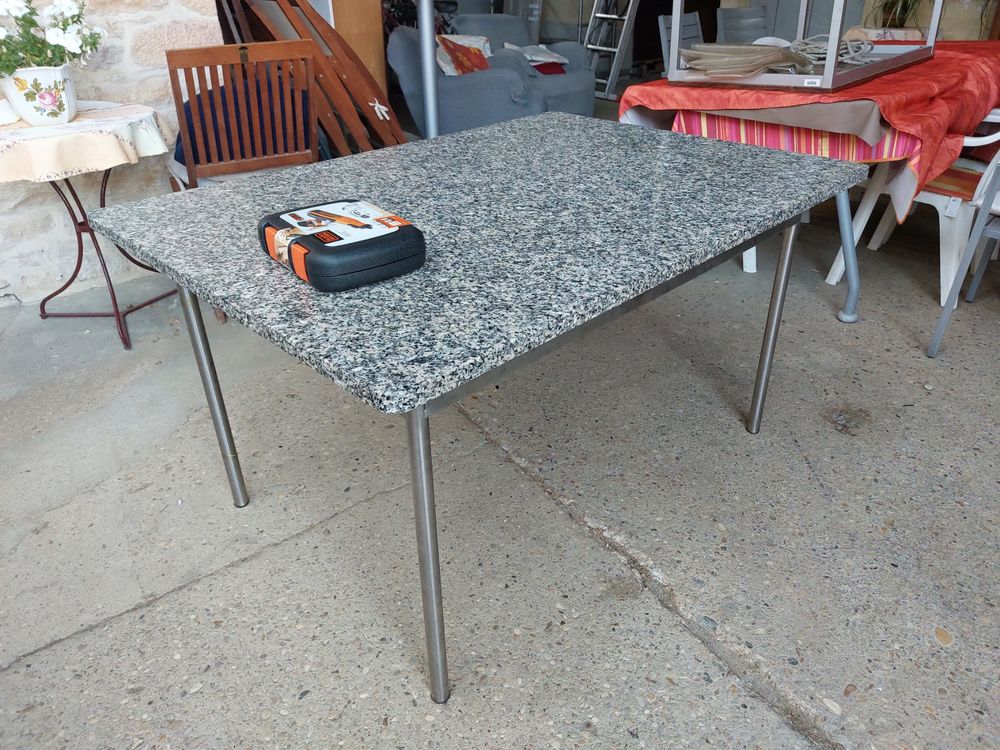 Table design sur mesure granit acier bross� 50 Bourg-en-Bresse (01)