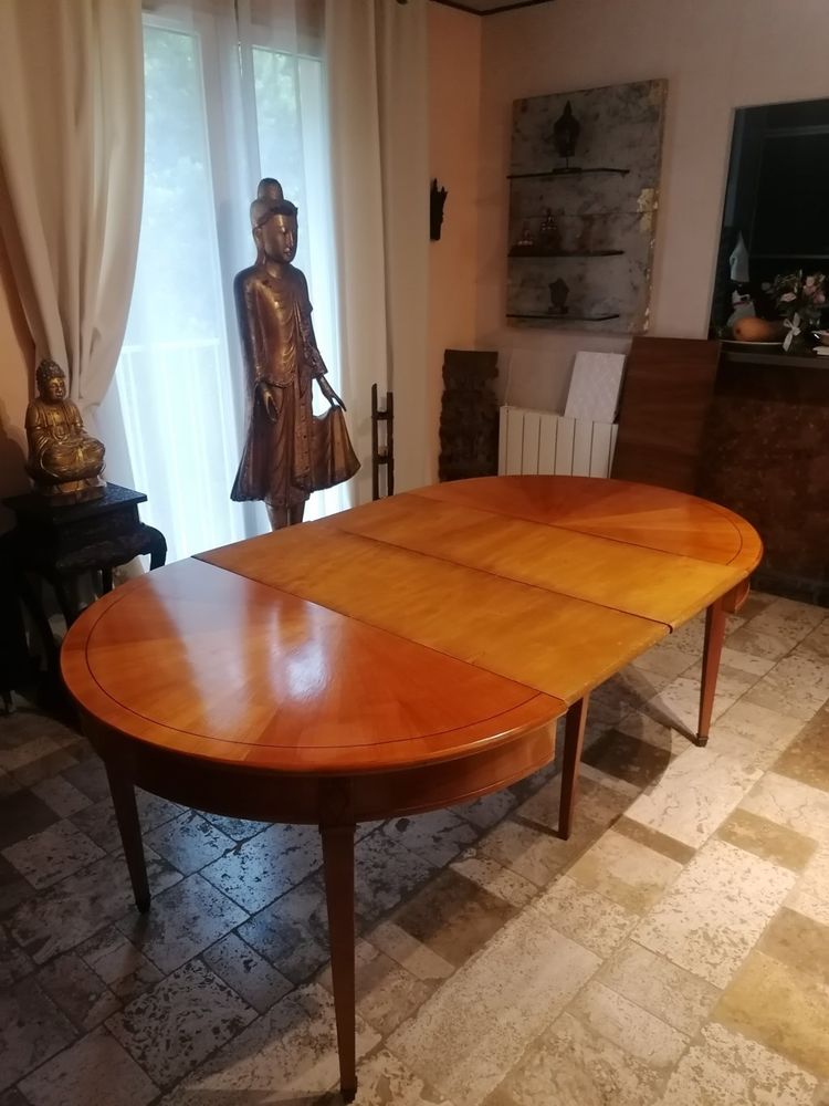 Table directoire en merisier de la collection  Richelieu  350 Nice (06)