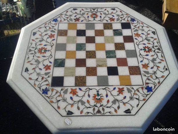 Table �chiquier Gu�ridon Perse en marbre 680 Antibes (06)