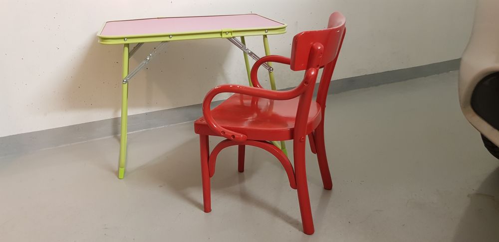 table + fauteuil enfant 25 Saint-Rapha�l (83)